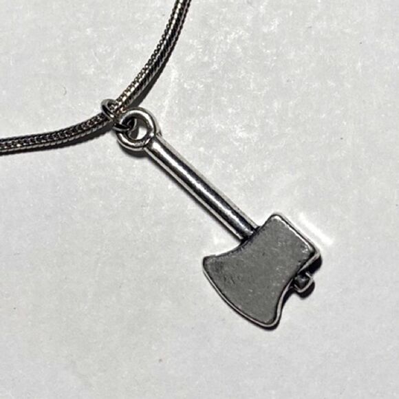 Dainty, Faux Axe Blade, Charm & Rope Chain, NEW - Picture 5 of 8